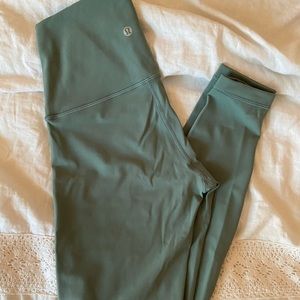 Lululemon Wunder Under